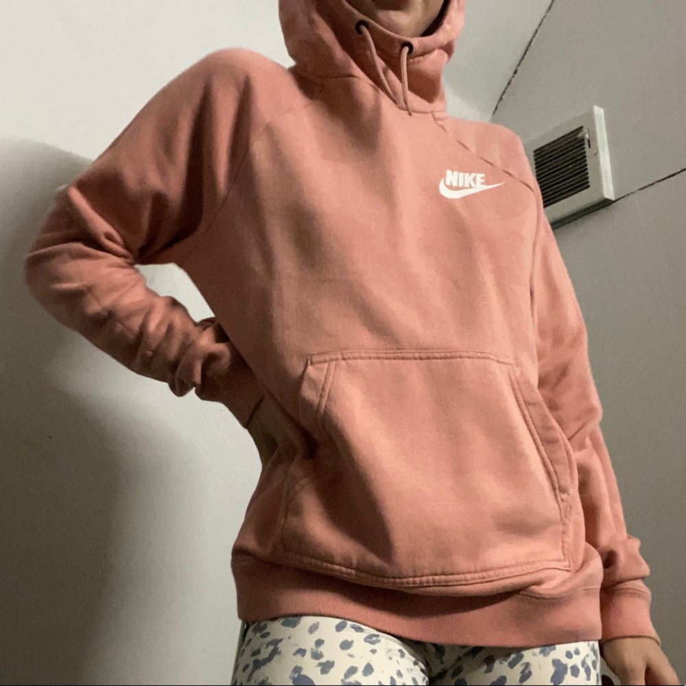 Basic Nike hoodie